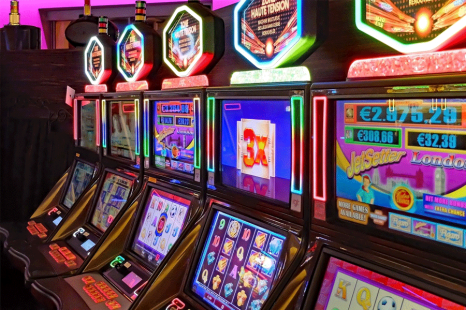 Real money slots – how and where to play them?